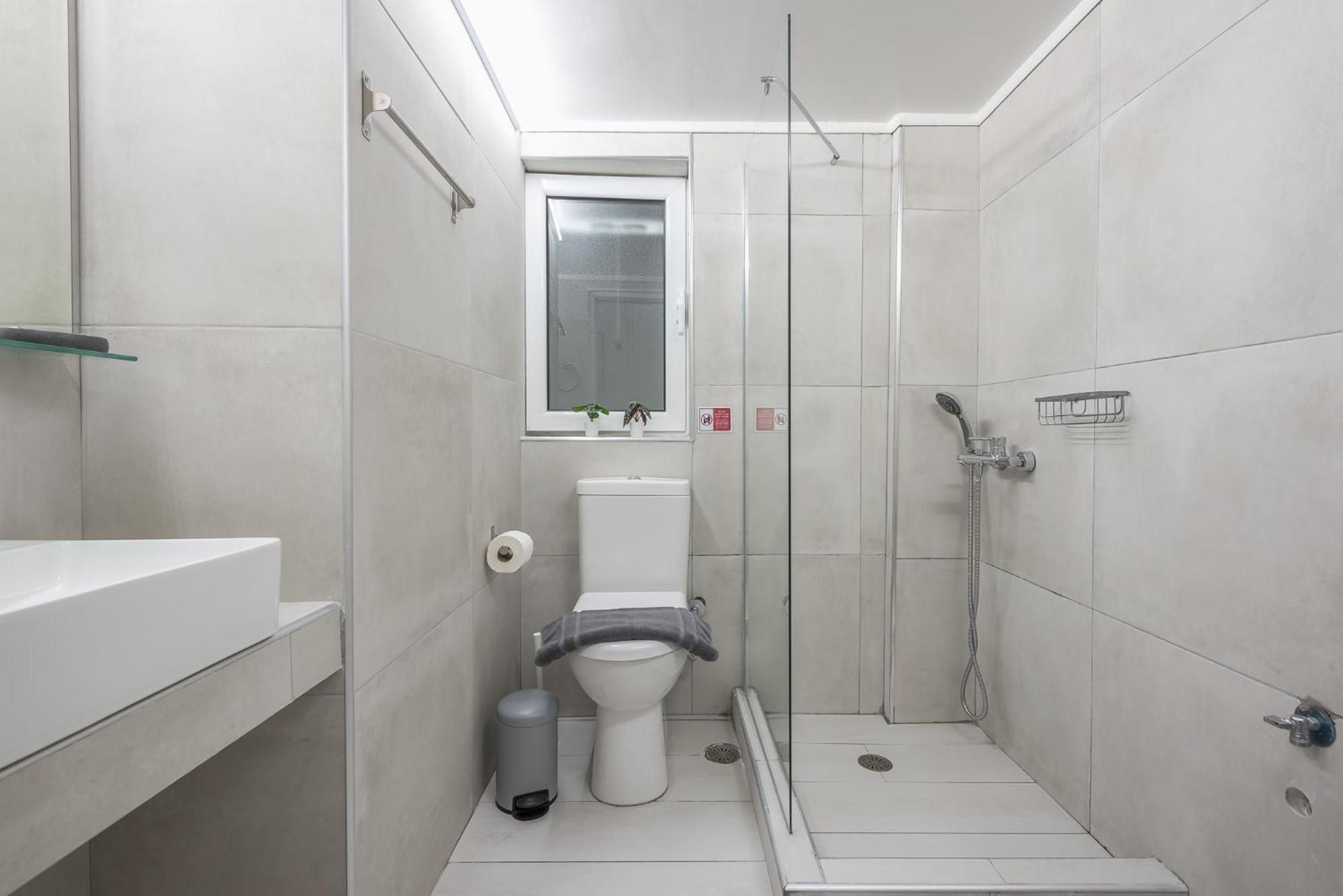 Contemporary Apartment 200M From Acropolis 100Mbps Netflix Athens Luaran gambar